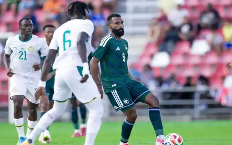 التجربة الأخيرة قبل المونديال.. السعودية تتعادل مع السنغال وديا
                
                تعادل منتخب السعودية مع السنغال بدون أهداف في مباراة ودية استعدادا لكأس العالم 2026.
                الأربعاء، 10 يونيو 2026 – 11:09